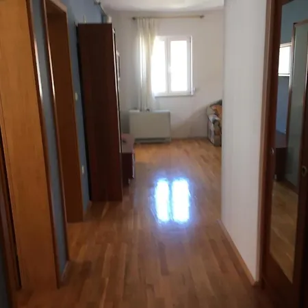 3-zimmerwohnung Mit Balkon Und Meerblick In